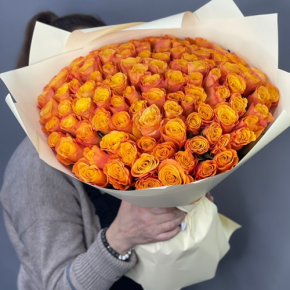 Букет из 101 огненной розы (40 см) в Бронницах