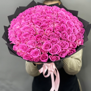 Букет 101 розовой розы Кения (40 см) в Бронницах