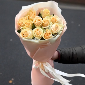 Букет из 11 роз Пич Аваланж (60 см) в Бронницах