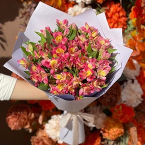 Букет 15 альстромерий в Бронницах