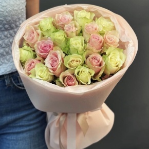 Букет из 21 нежной розы (40 см) в Бронницах
