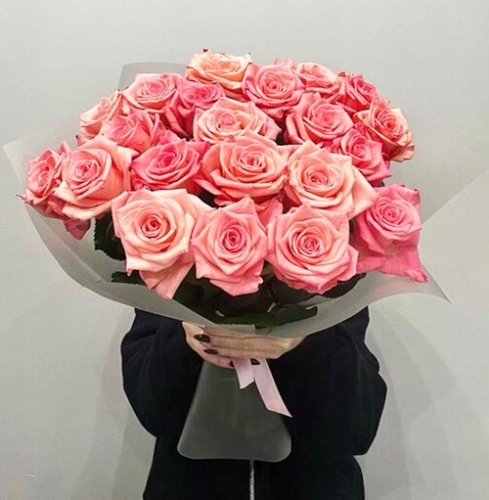 Букет из 21 розовой розы (50 см) в Бронницах