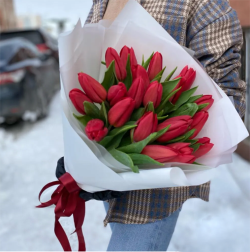 Букет красных тюльпанов в Бронницах