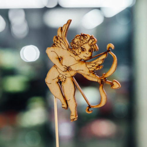 Топпер Купидон в Бронницах