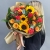 Букет "Ричи" из подсолнухов, альстромерий, гиперикума, роз, скиммии и диантусов в Бронницах